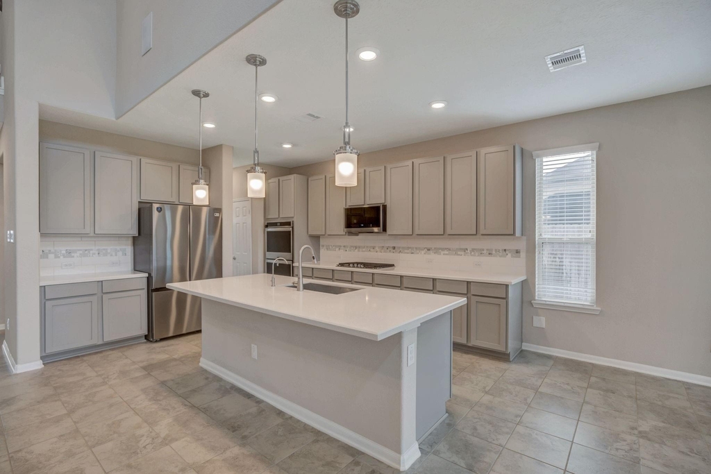 14102 Spring Birch - Photo 4