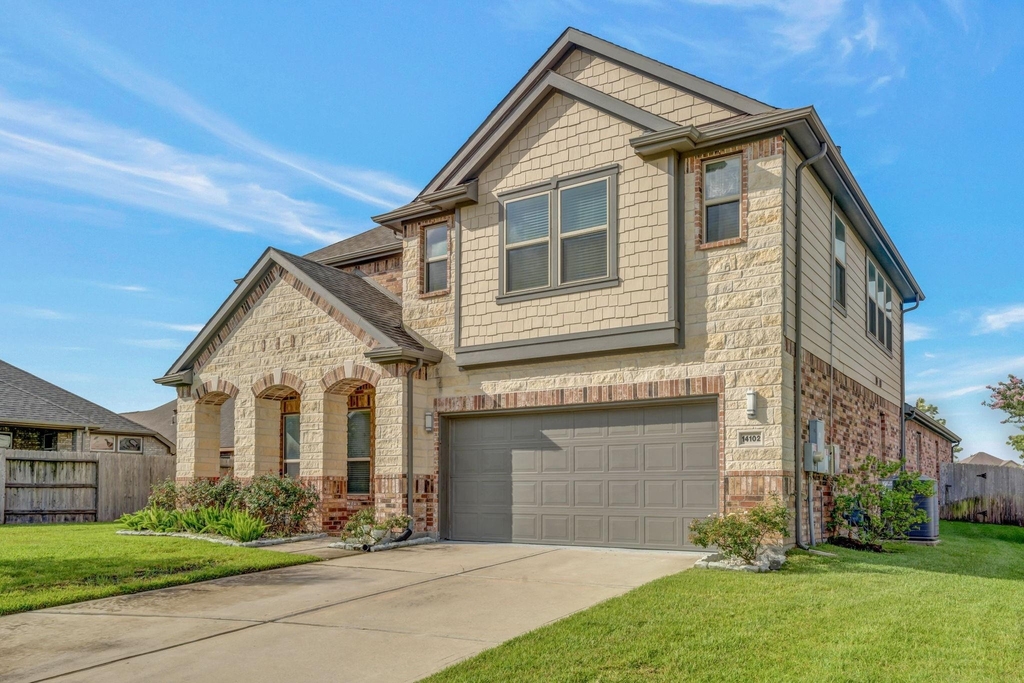 14102 Spring Birch - Photo 1