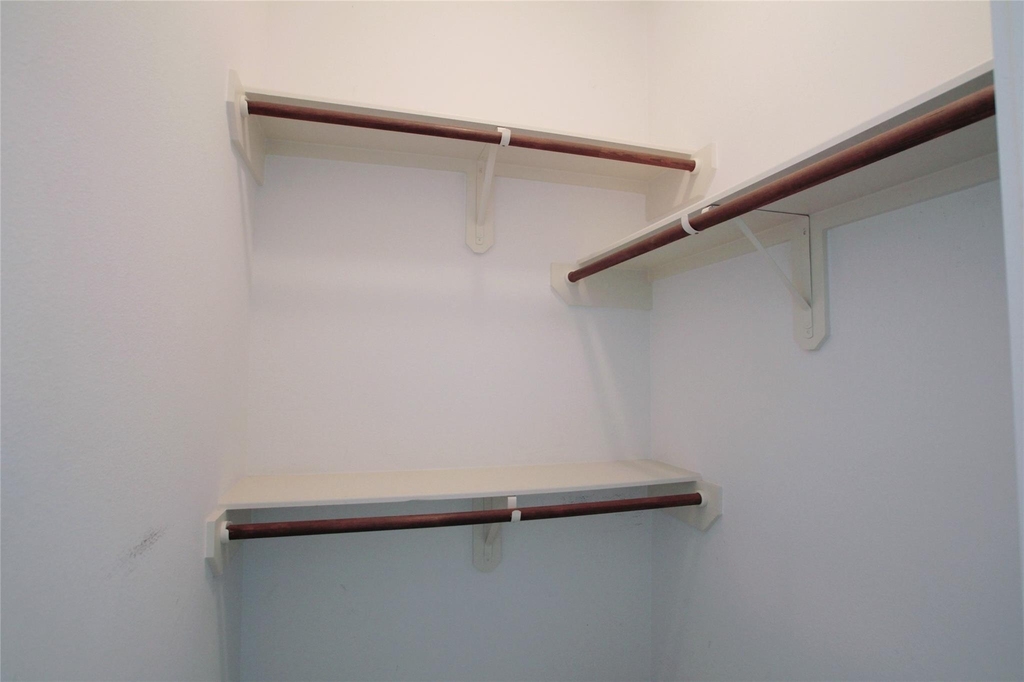 4701 Caroline Street - Photo 27