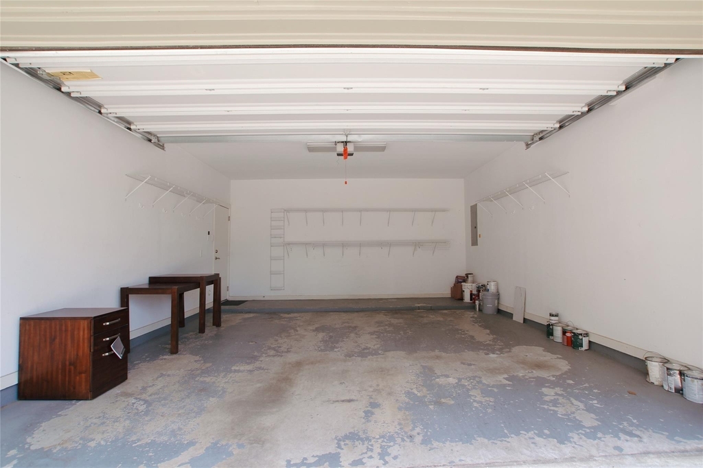 4701 Caroline Street - Photo 32