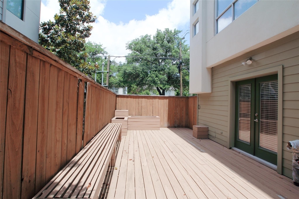 4701 Caroline Street - Photo 37