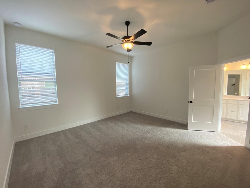 31323 Balsam Hawk Lane - Photo 17