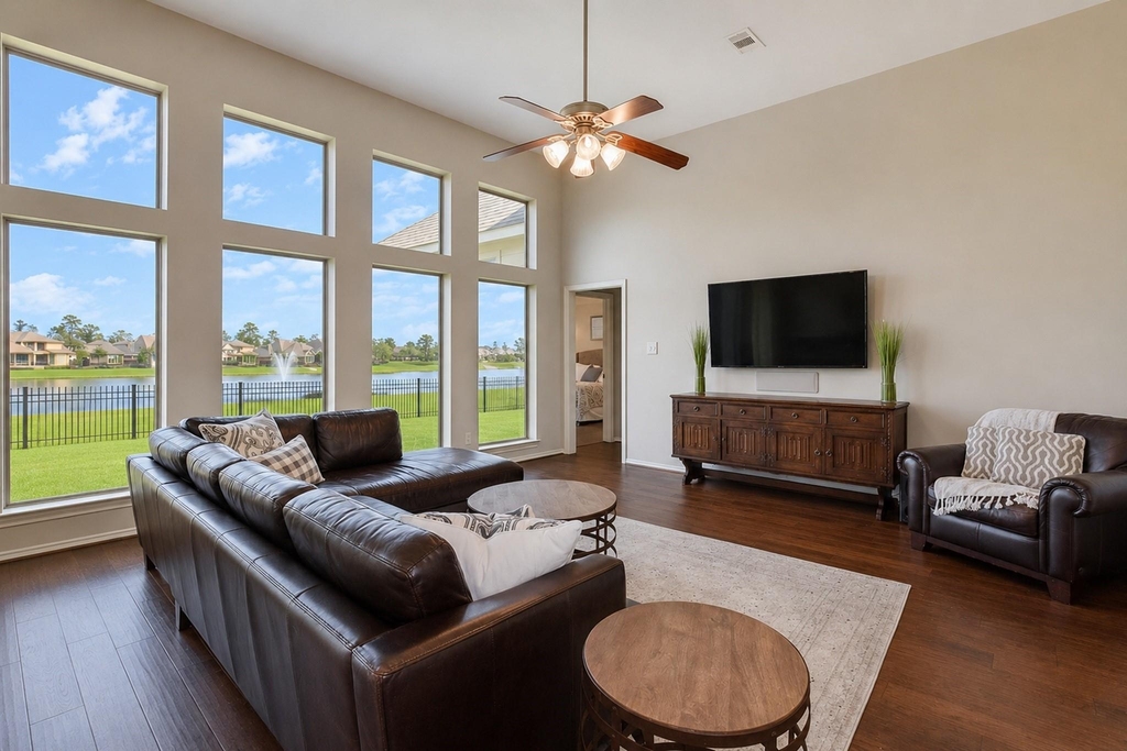2823 Woodland Glen Lane - Photo 4