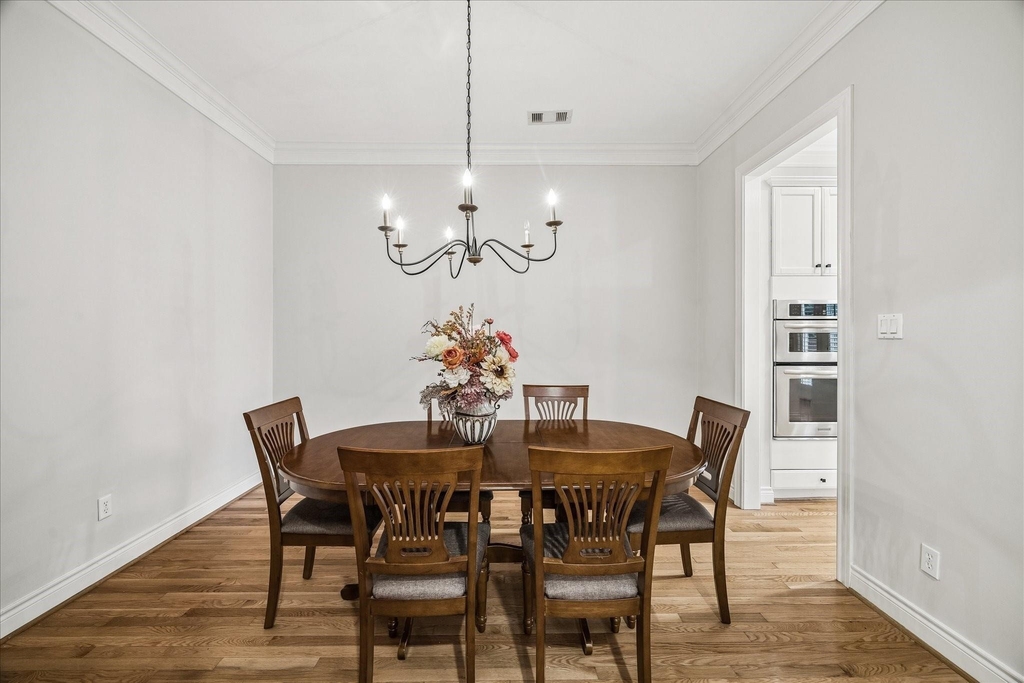 1933 Woodbury Street - Photo 16