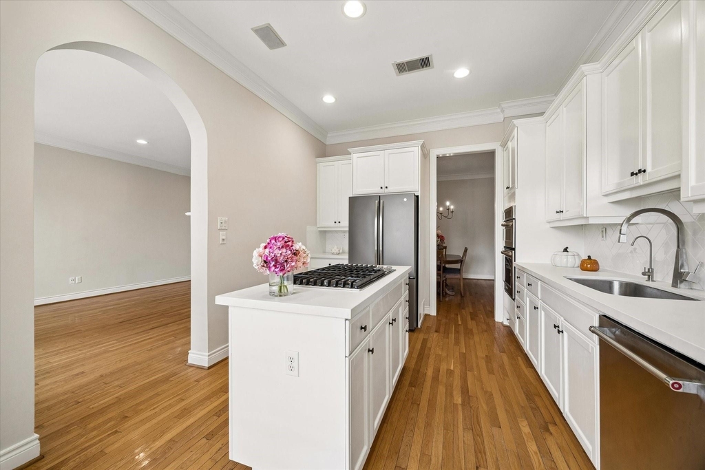 1933 Woodbury Street - Photo 13