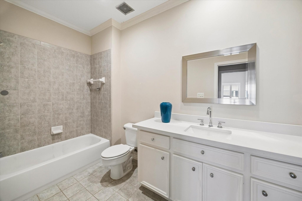 1933 Woodbury Street - Photo 32