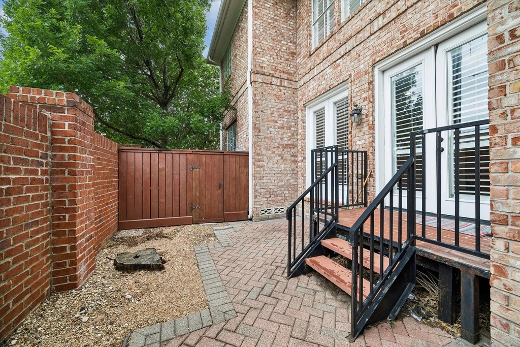 1933 Woodbury Street - Photo 37