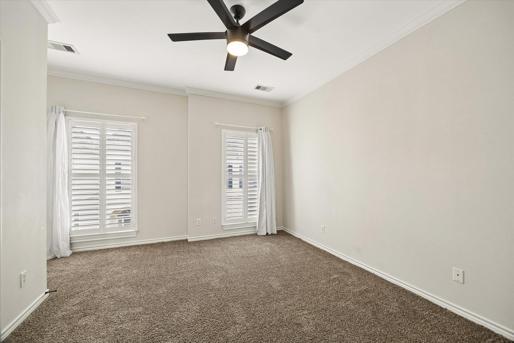 1933 Woodbury Street - Photo 34