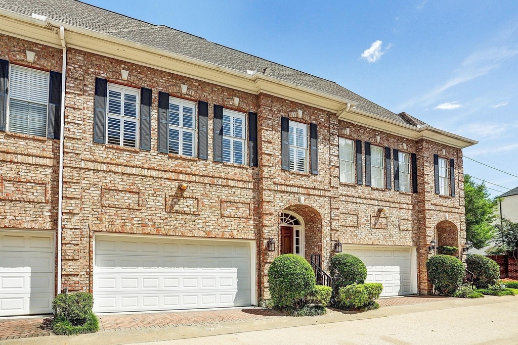 1933 Woodbury Street - Photo 0