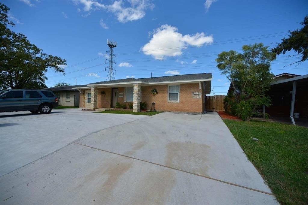 3309 Sunbeam Street - Photo 2