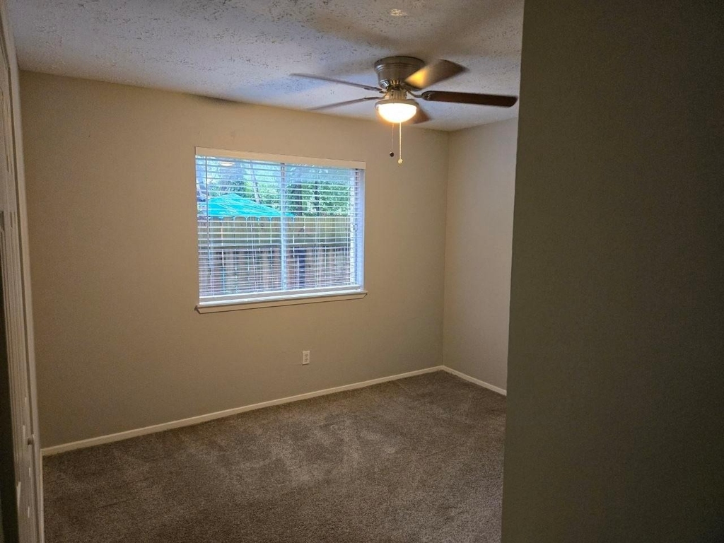 7026 Foxfield Lane - Photo 12