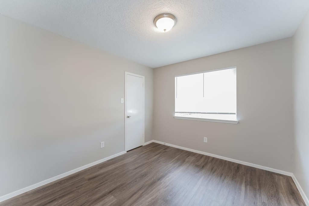 7011 Pickett Drive - Photo 10