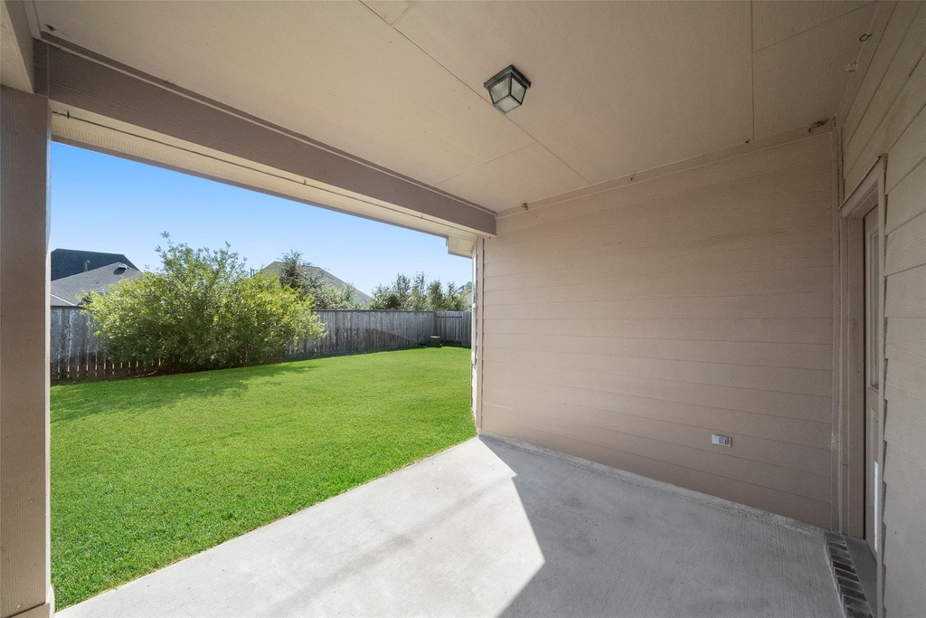 13206 Clover Creek Point Lane - Photo 10