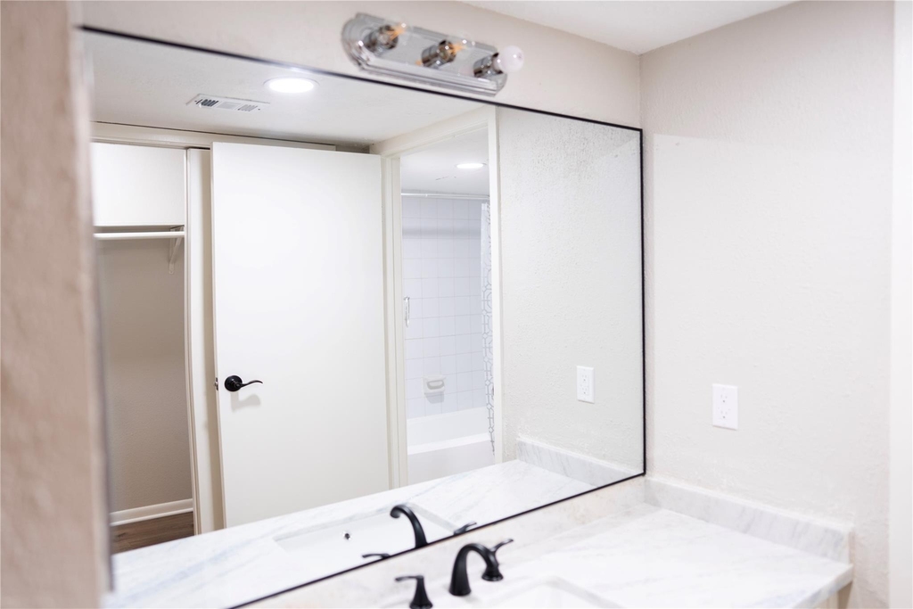 2021 Spenwick Drive - Photo 14