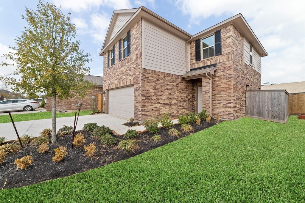 12923 Crombie Drive Drive - Photo 5