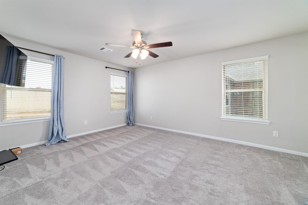 12923 Crombie Drive Drive - Photo 13