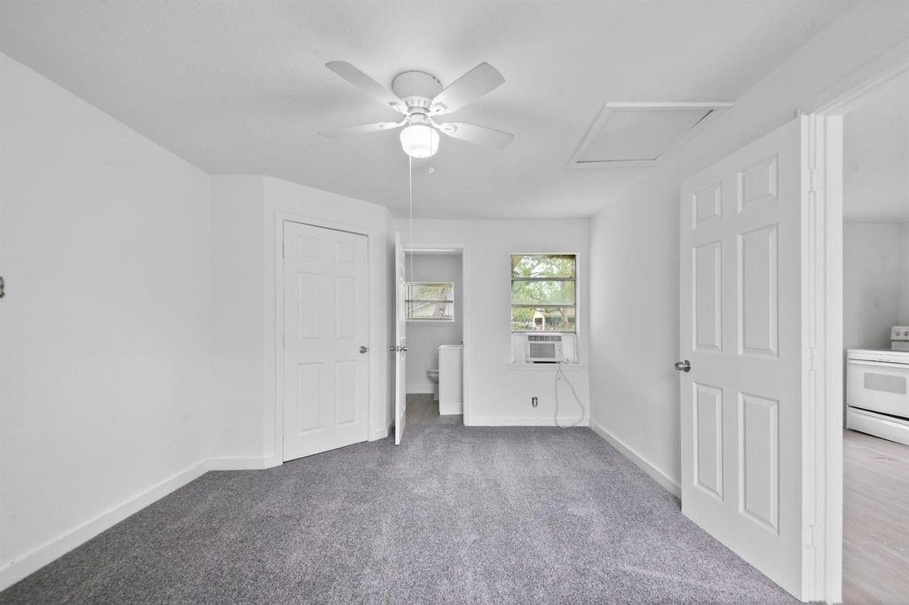 806 East Emily Avenue - Photo 7