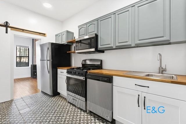 468 West 142nd Street - Photo 3