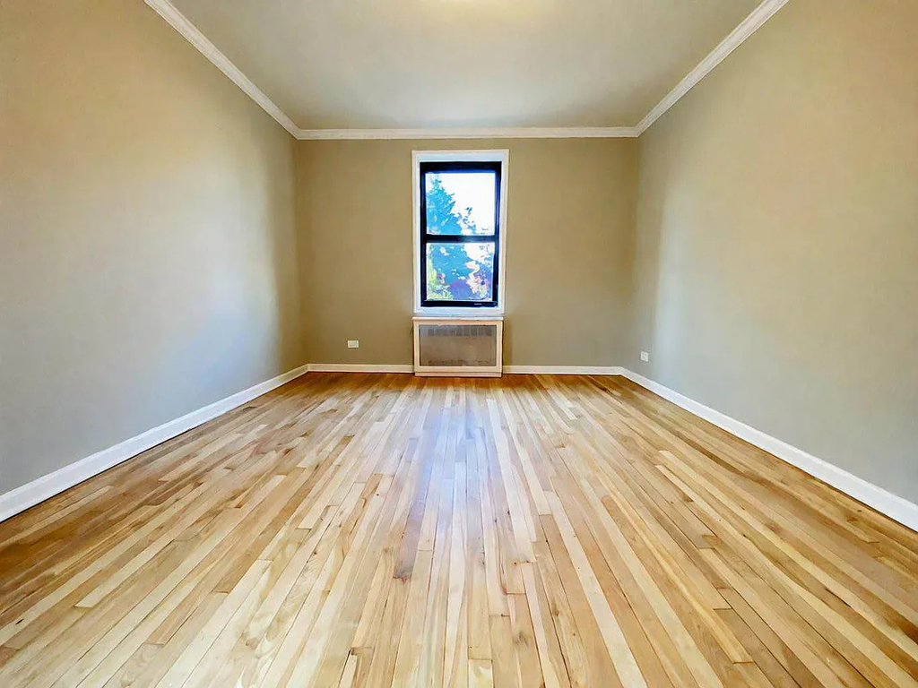 87-9 34th Avenue - Photo 5