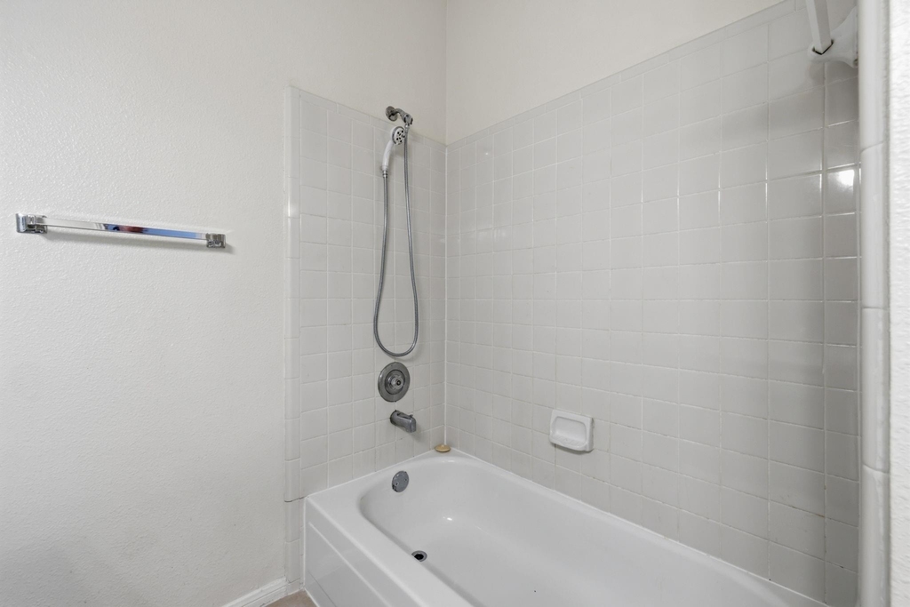 2978 Holly Hall Street - Photo 25
