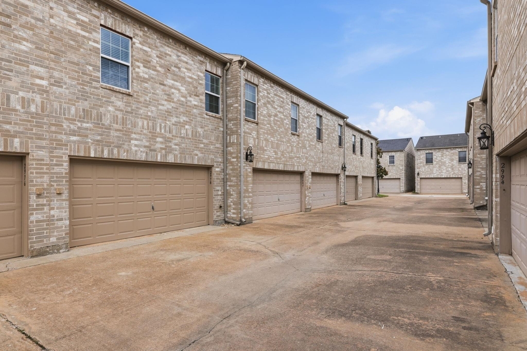 2978 Holly Hall Street - Photo 27