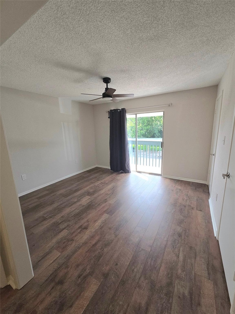 250 El Dorado Boulevard - Photo 7