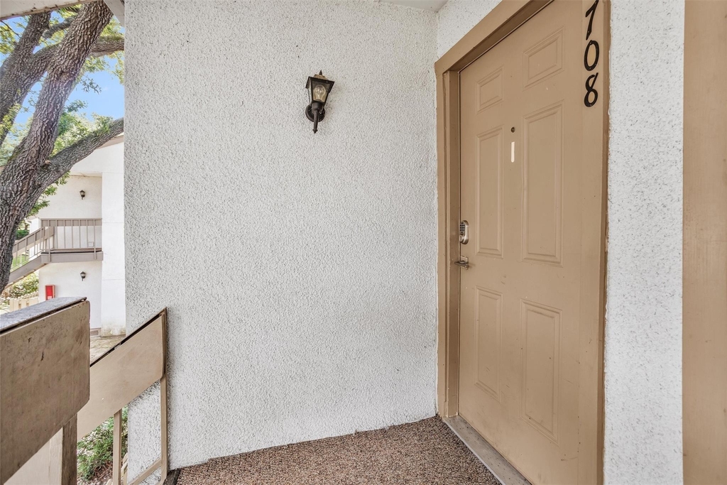 12100 Melville Drive - Photo 21