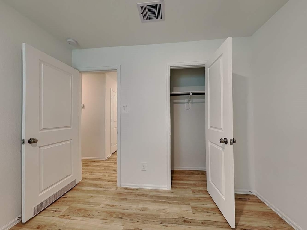 18714 Mercer Falls Drive - Photo 8