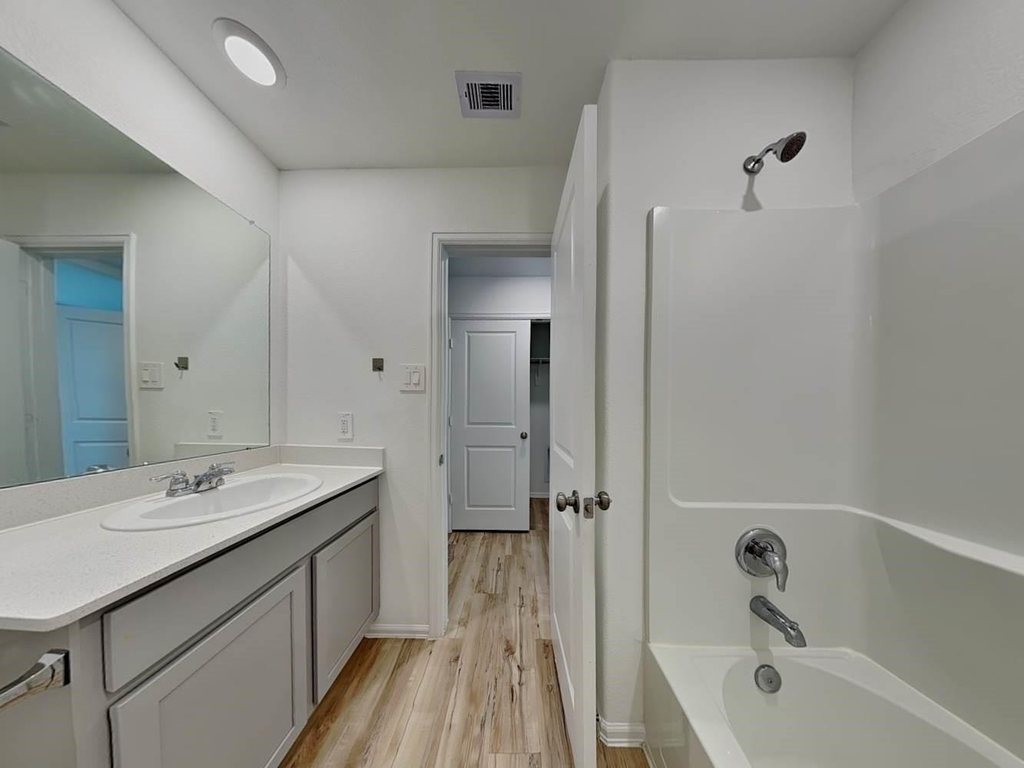 18714 Mercer Falls Drive - Photo 12