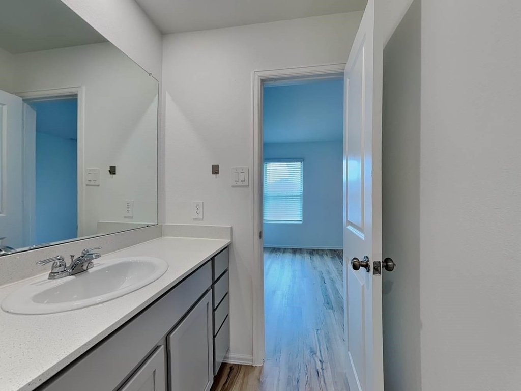 18714 Mercer Falls Drive - Photo 9