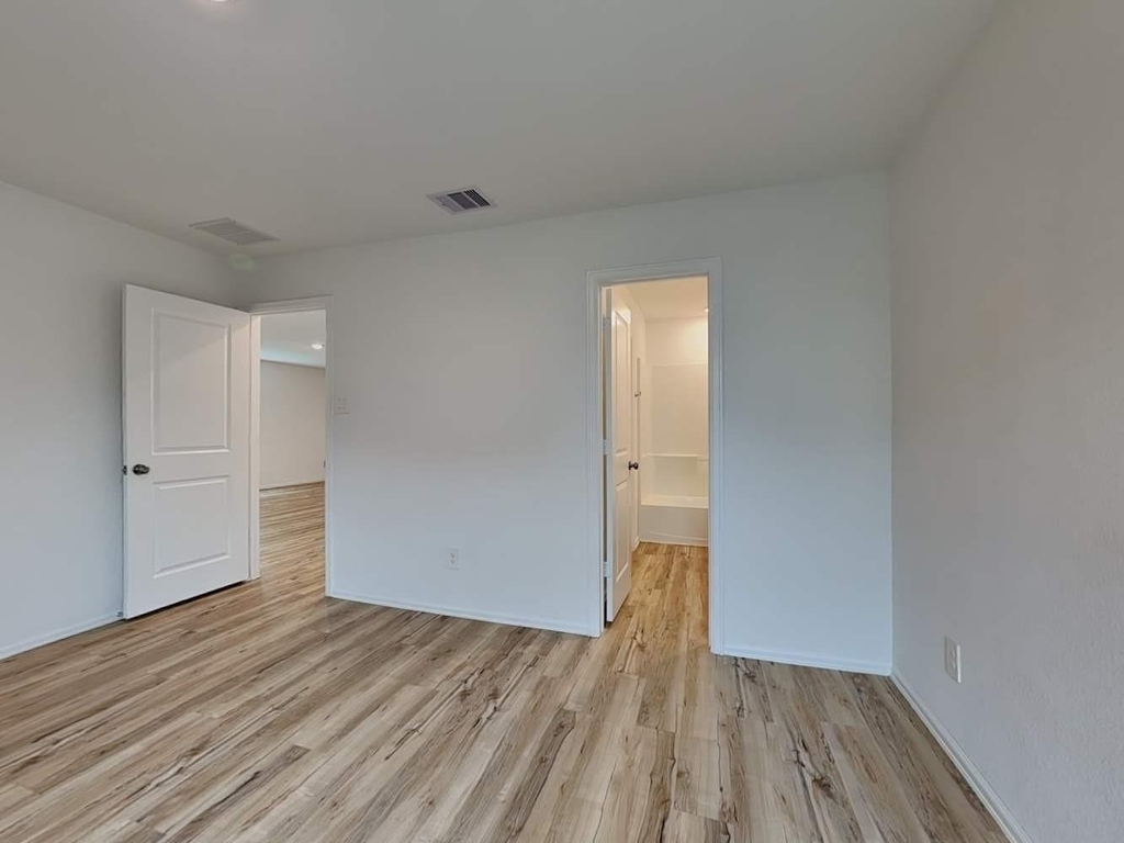 18714 Mercer Falls Drive - Photo 5