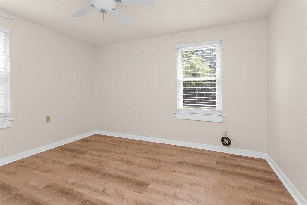 6002 Shelburne Street - Photo 16