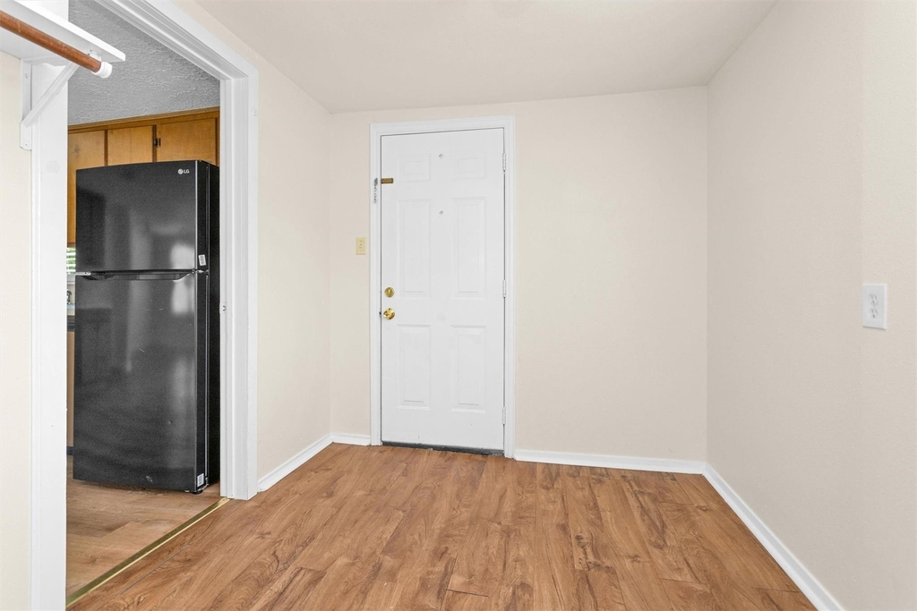 6002 Shelburne Street - Photo 20