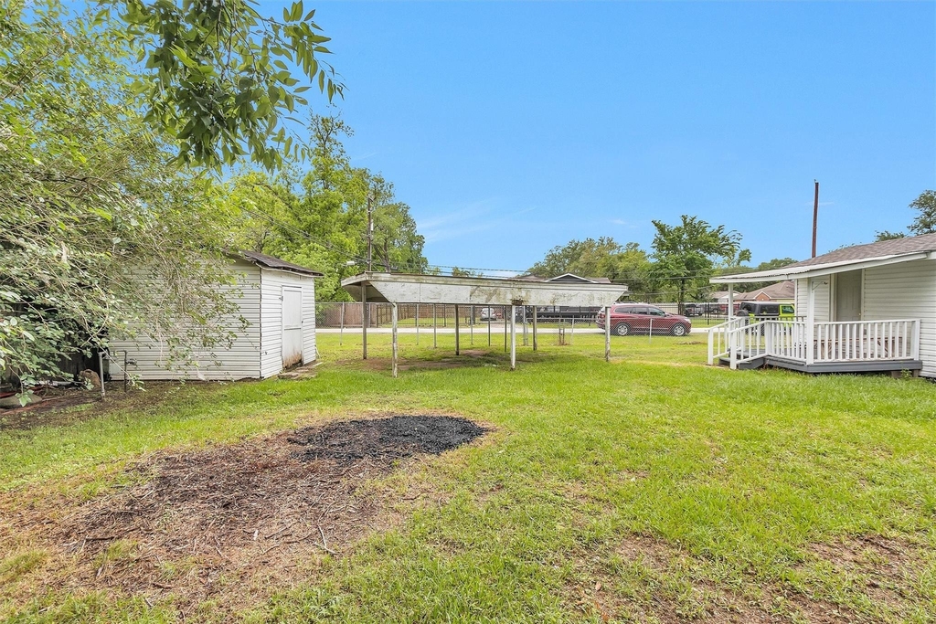 6002 Shelburne Street - Photo 24