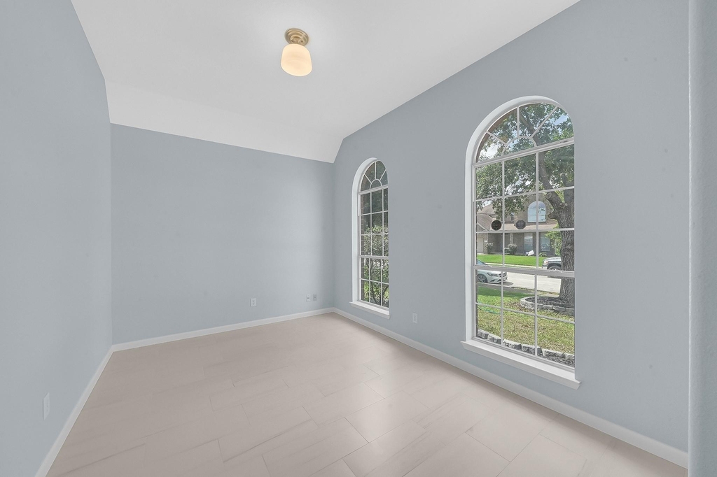 4238 Tree Moss Place - Photo 4