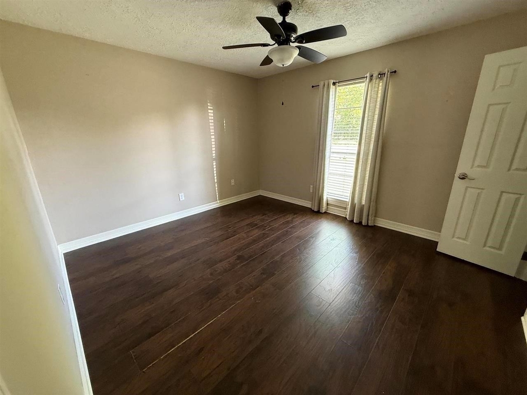 9260 Josey Street - Photo 7