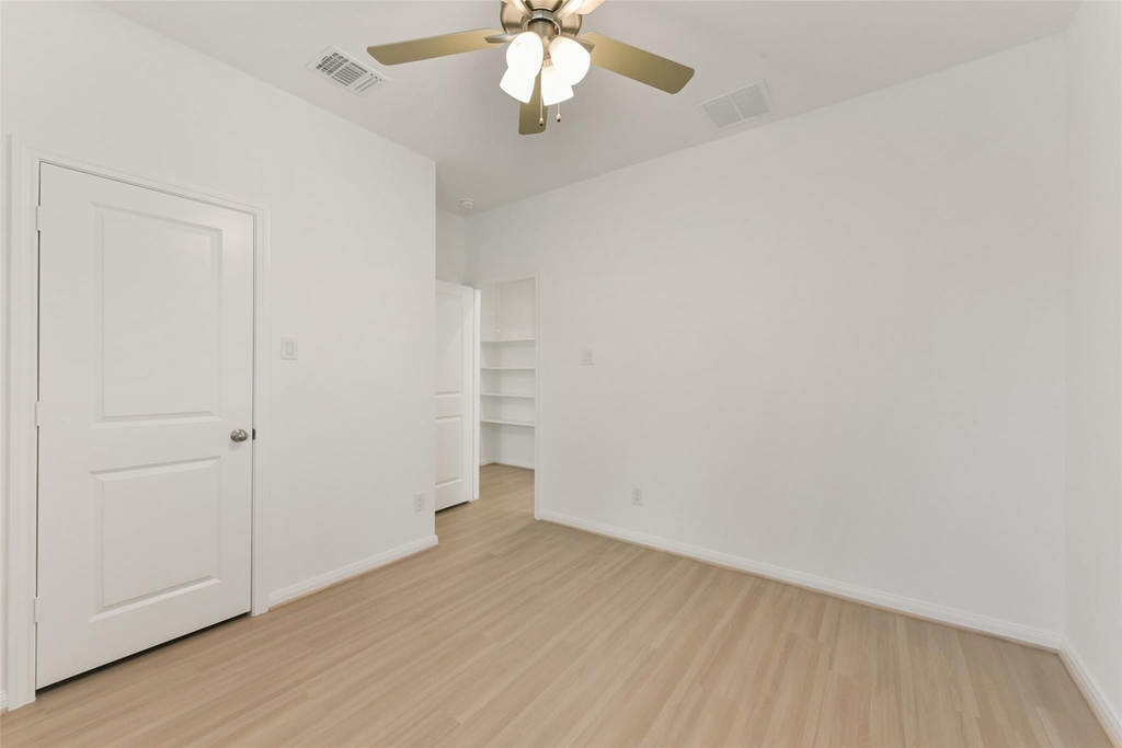 11938 Lakewood West Drive - Photo 21