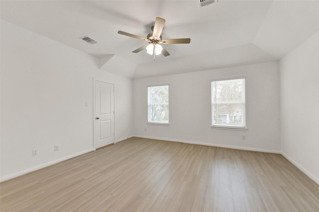11938 Lakewood West Drive - Photo 13