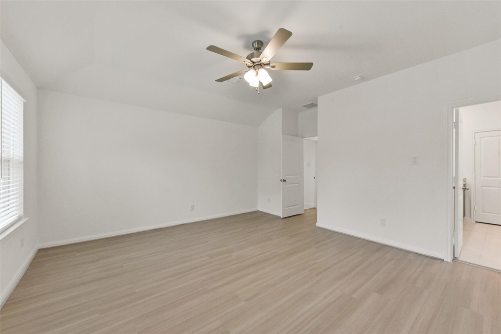 11938 Lakewood West Drive - Photo 14