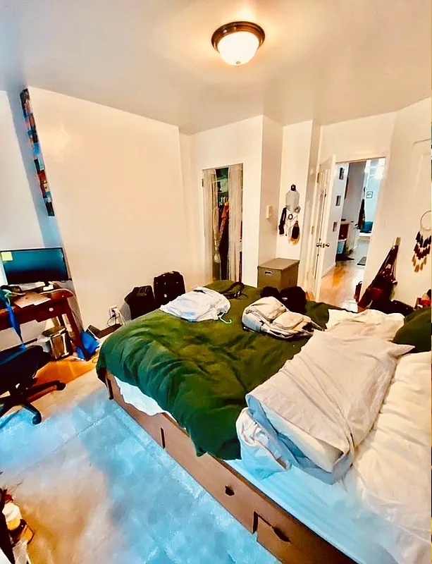 309 East 69th Street - Photo 0