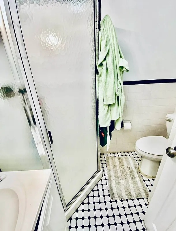 309 East 69th Street - Photo 2