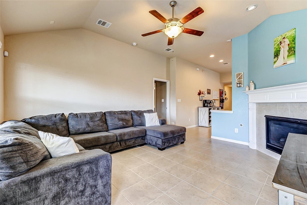 9973 Spring Rock Lane - Photo 10