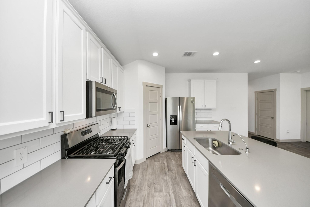 7706 Caspian Ranch Drive - Photo 15