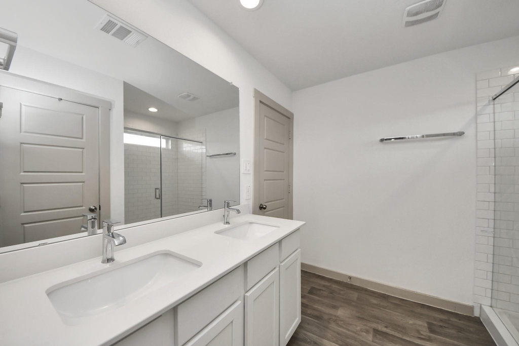 7706 Caspian Ranch Drive - Photo 6