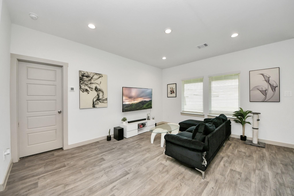 7706 Caspian Ranch Drive - Photo 13