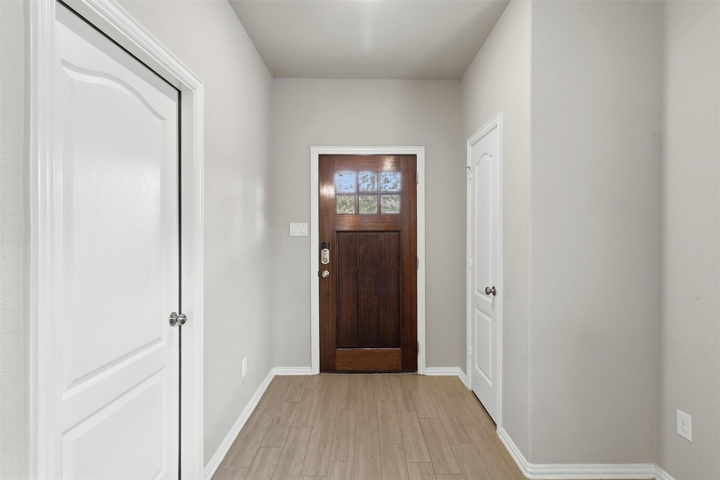 8415 Balding Drive - Photo 5