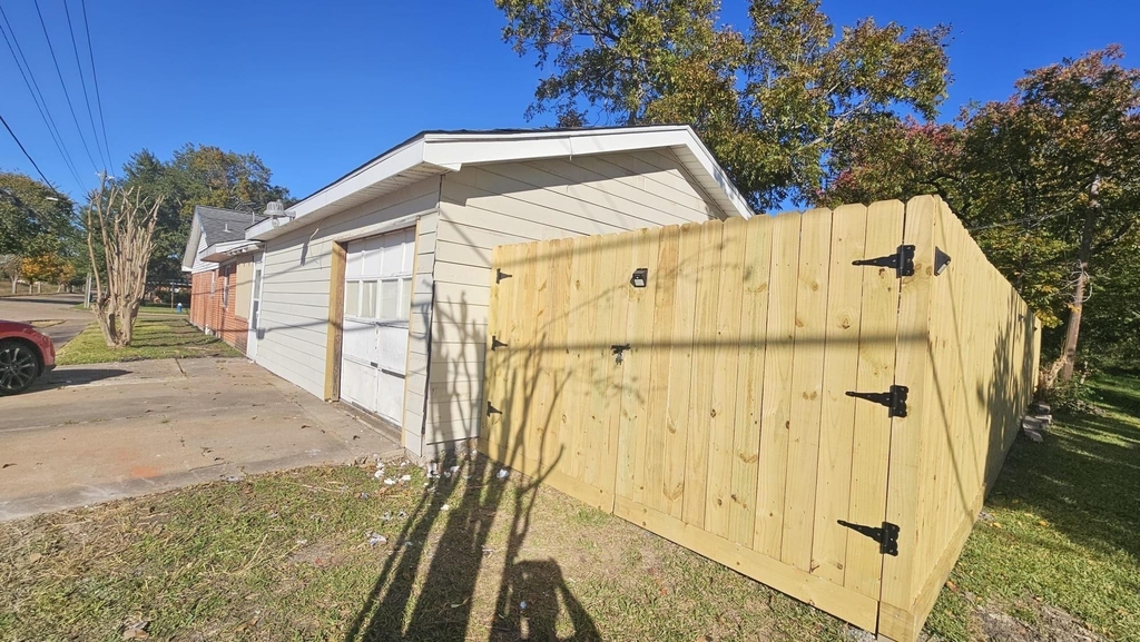 12002 Palmcroft Street - Photo 0