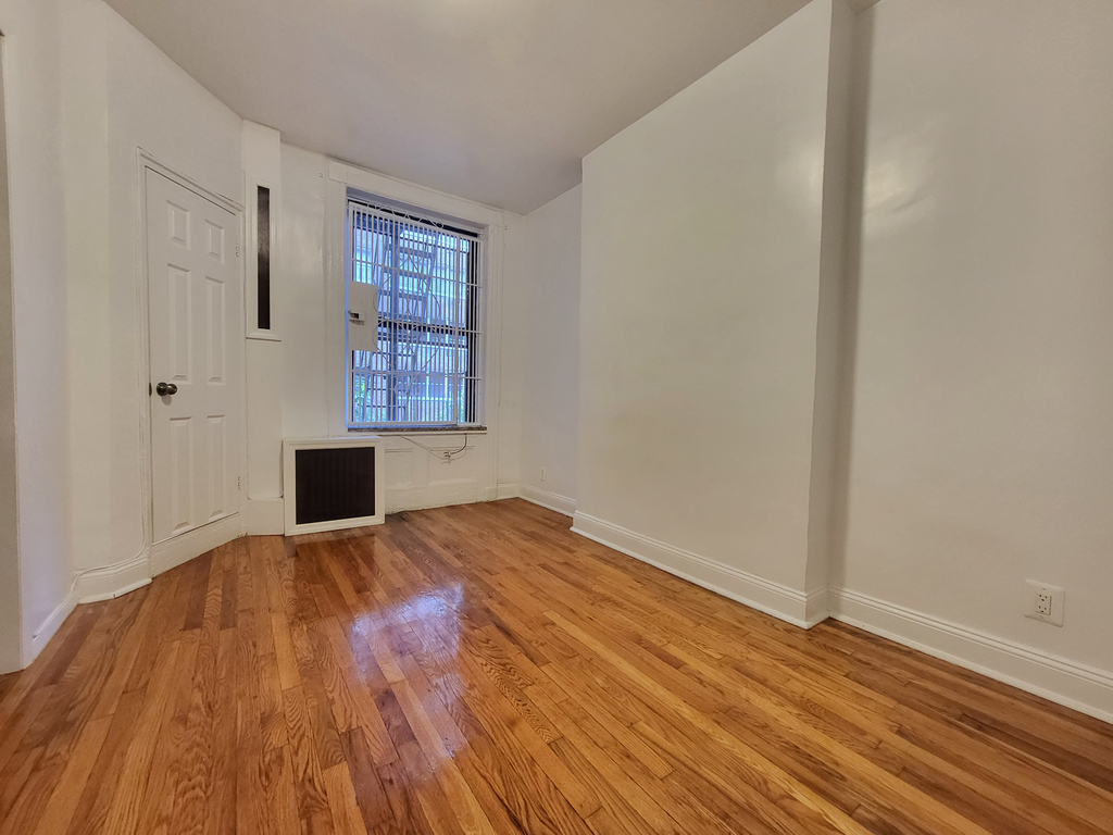 309 East 69th Street - Photo 1