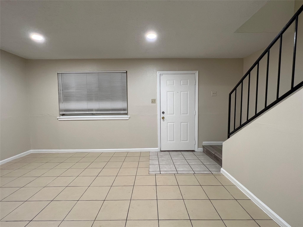2130 Greenbriar Colony Drive - Photo 7