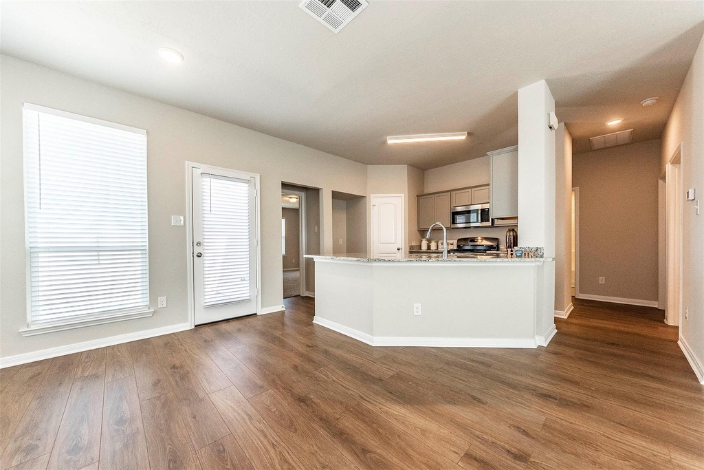 8220 N Tourmaline Way - Photo 11